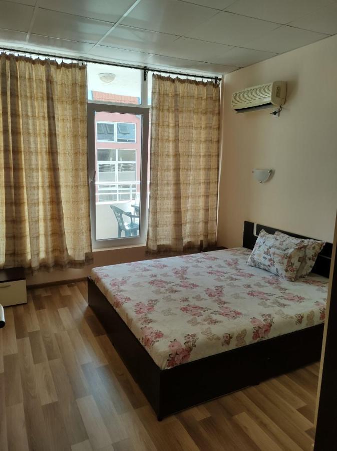 Dunav-Lazur Apt.5 Равда Екстериор снимка