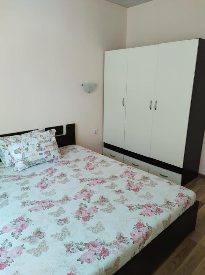 Dunav-Lazur Apt.5 Равда Екстериор снимка
